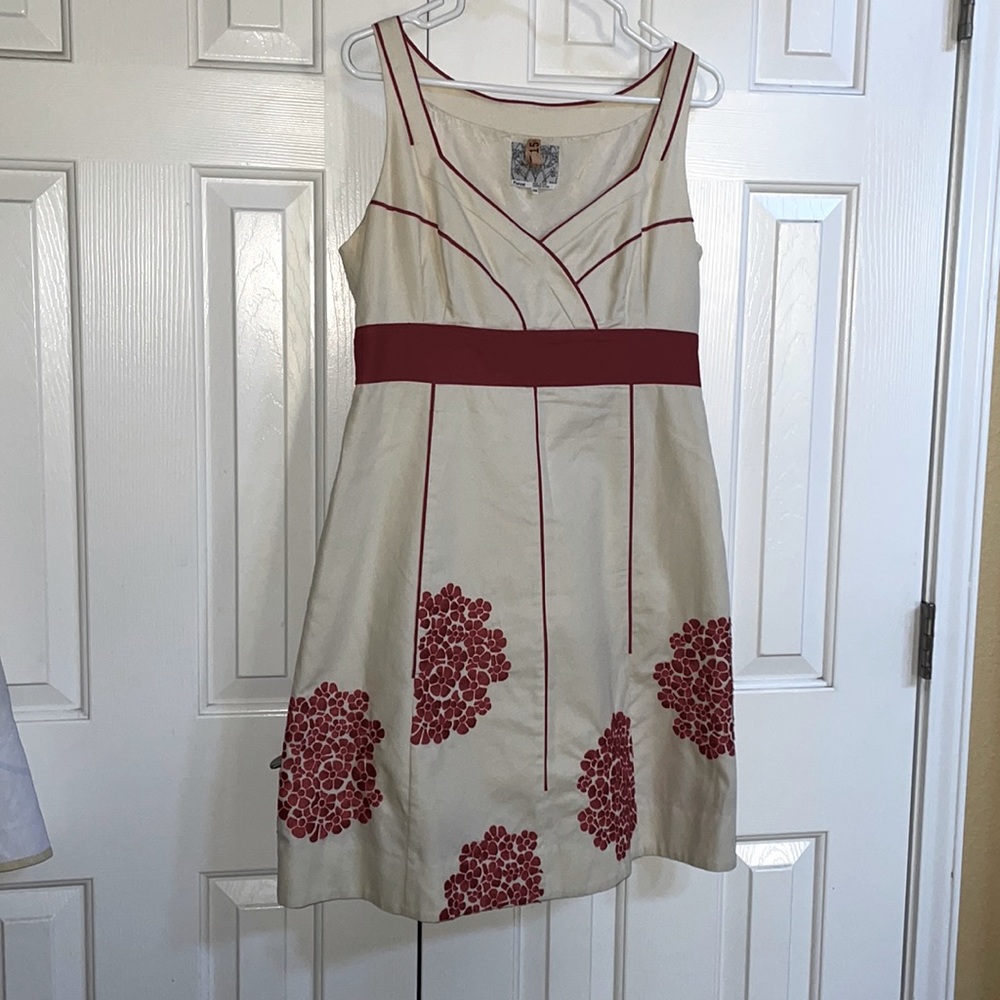 Anthropologie x Floreat Embroidered Dress . Red/cream SZ 12p. Excellent used